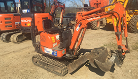 Micro-pelle HITACHI 1.7 t ZX10 