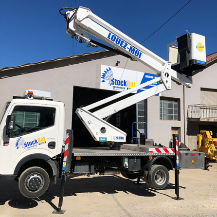 Camion nacelle 20 m bras articulé CTE