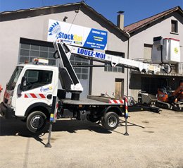 Camion nacelle 18 m avec technologie Smart Stability System