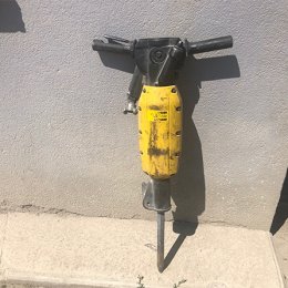 Marteau pneumatique 20 kg ATLAS COPCO
